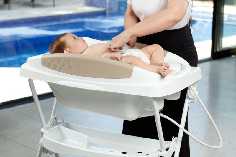 Suporte para banheira de bebê simples