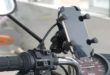 Suporte de celular para moto com carregador